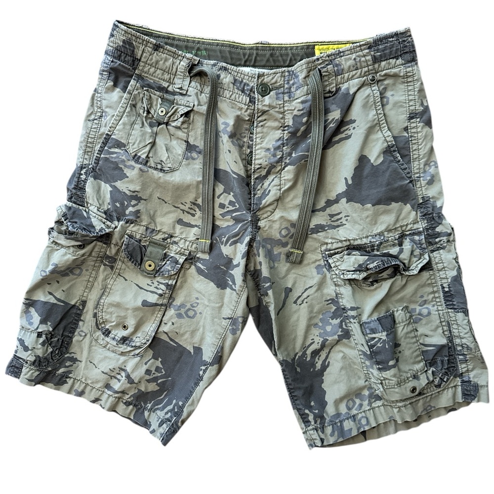 Vintage Men’s Gap Cargo Camouflage Paratrooper Tactical Army Shorts 34/36 Large‎
